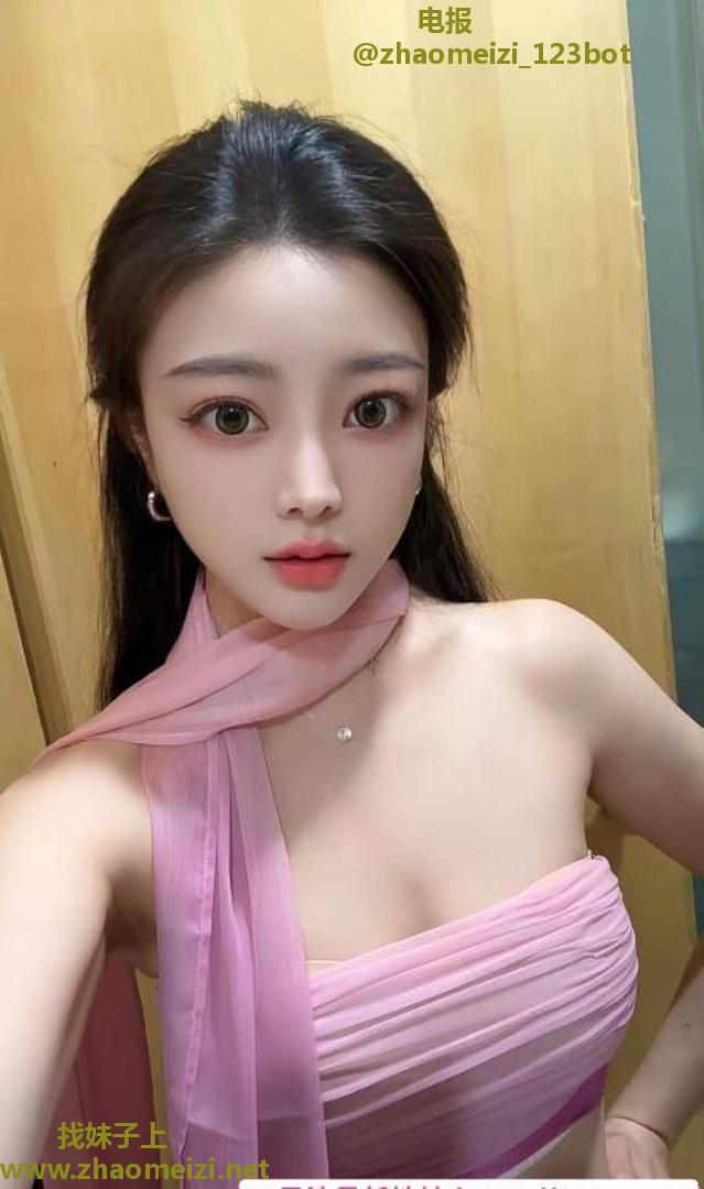 大奶柒柒