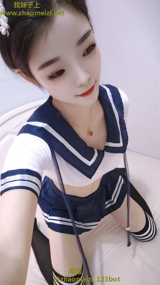 苗条性感少妇茉莉