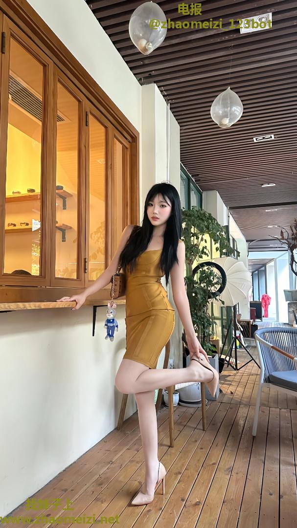 长腿御姐口活一流