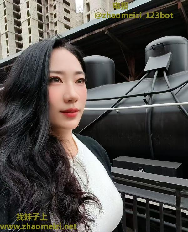 丰台大胸美少妇