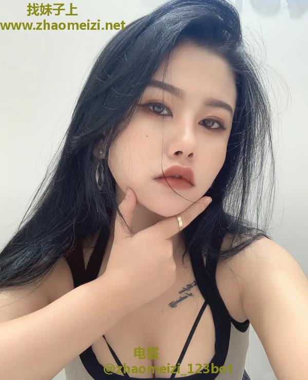 龙华大奶木子