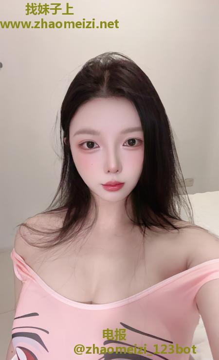 天河大胸长腿模特姐姐