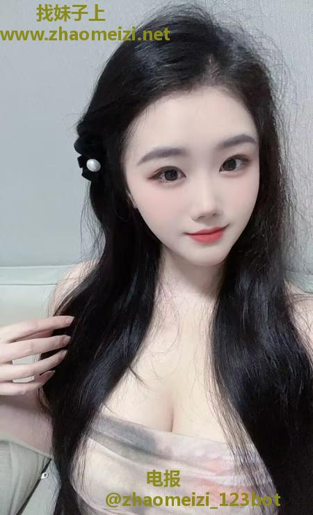女友感强的大奶琪琪