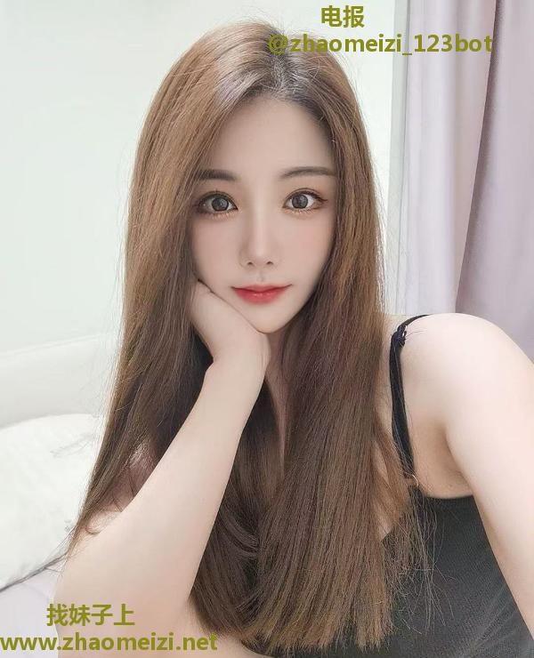 性感美乳颜值老师