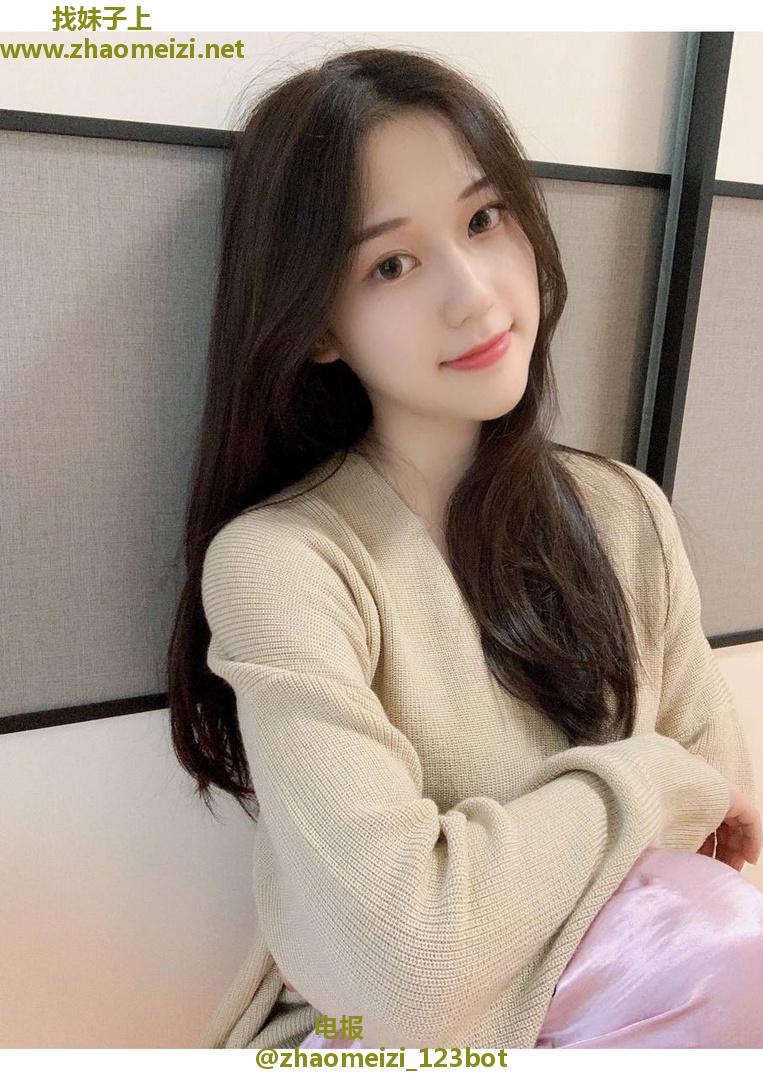 邻家水嫩敏感小妹