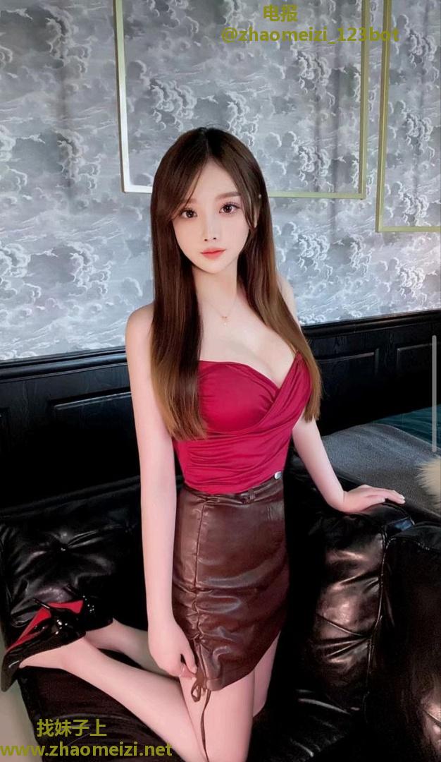 南湖诱人韵味姐姐