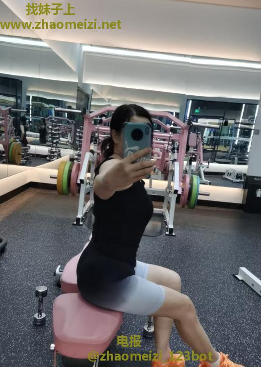 南京美臀熟女