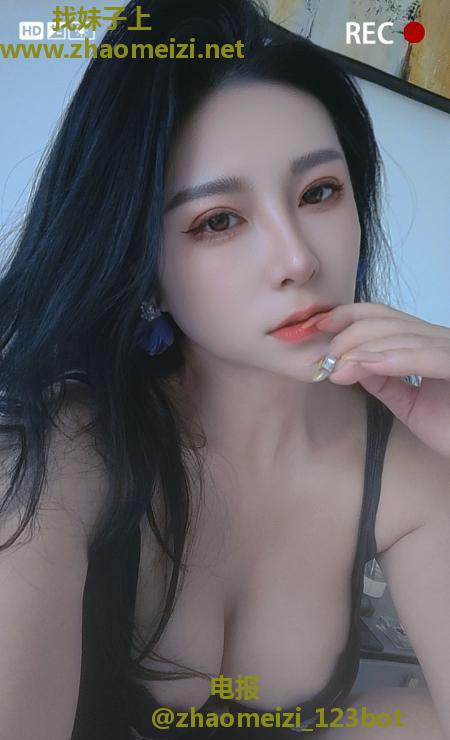 服务型御姐美少妇