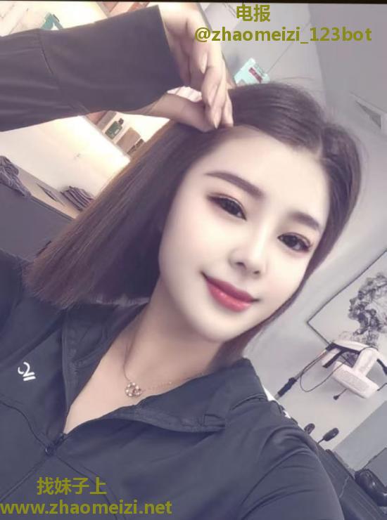 津南大胸靓丽