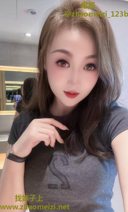 丰满的小嫂子