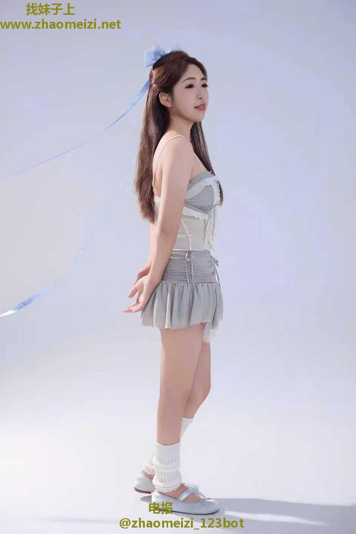 美胸骚妇