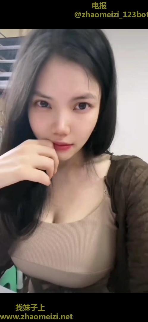 可爱小美女
