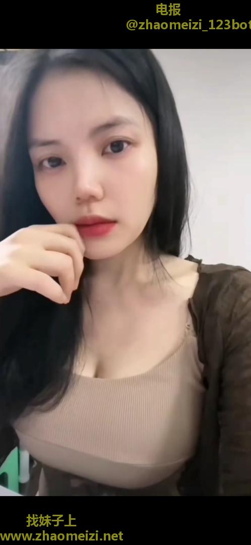 可爱小美女