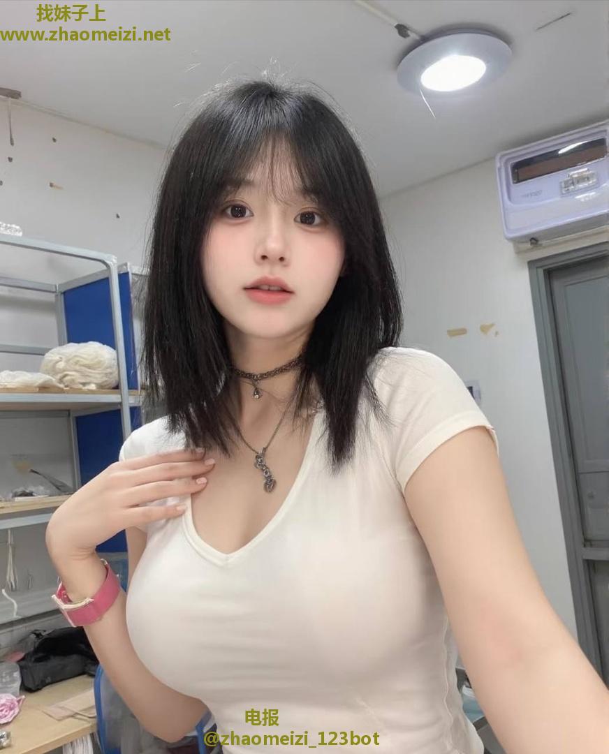 西湖白嫩丰满学姐