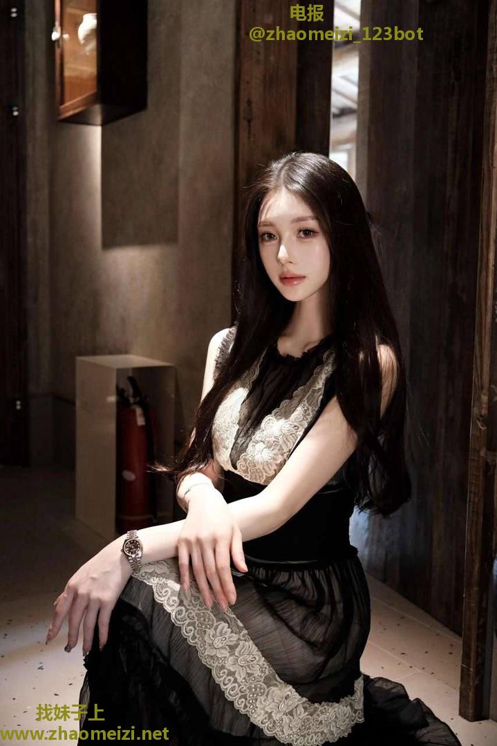 水滋滋嫩辣妹