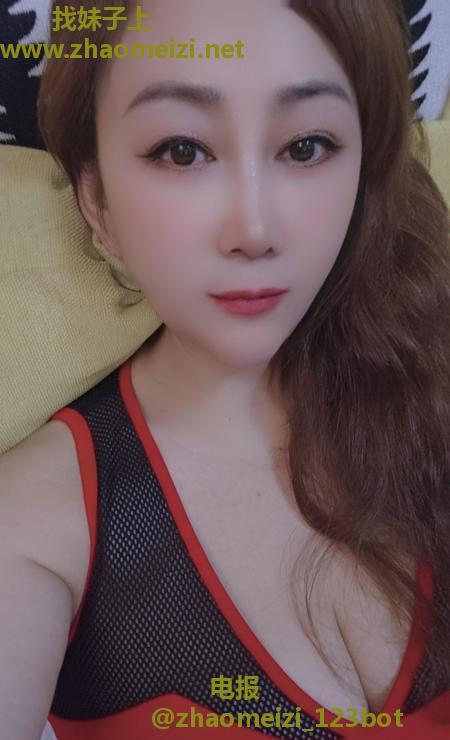 服务耐心熟女