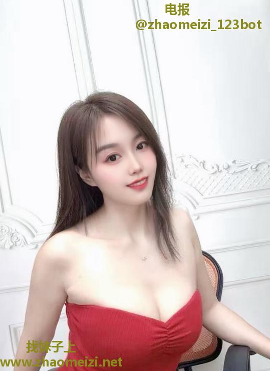 舌吻御姐思思