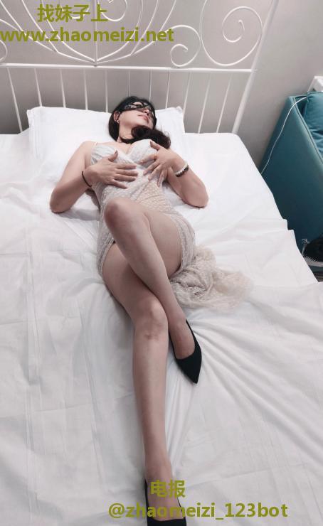 人妻黄老师