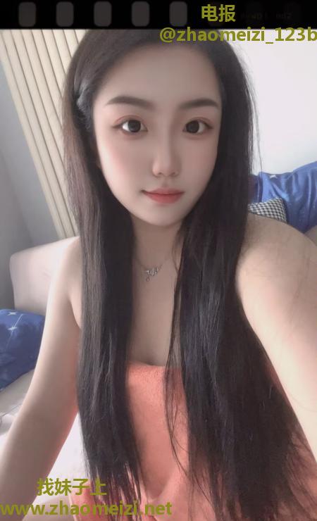 津南微胖女孩