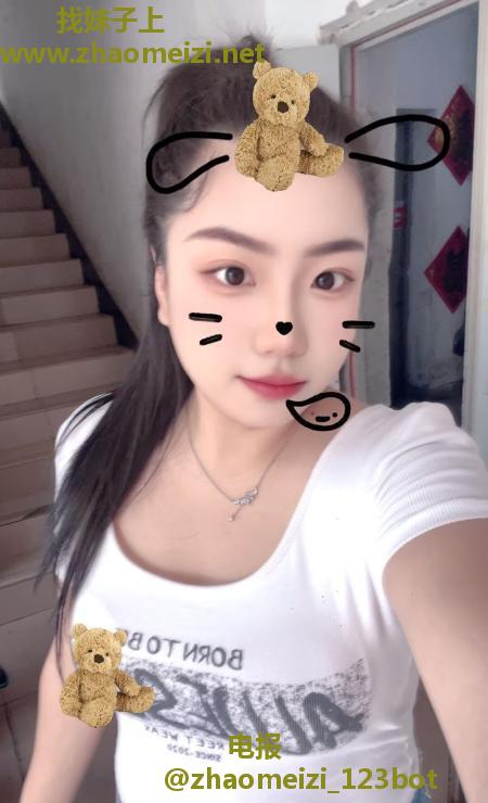 津南微胖女孩