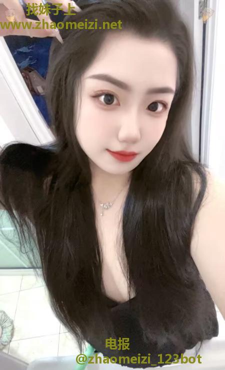 津南微胖女孩