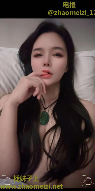 江宁身材超a小姐姐