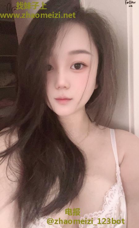 东站雯静