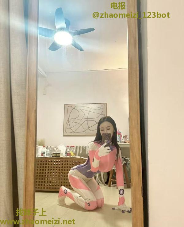 丝足女神小雅