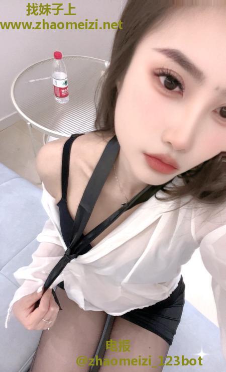 美腿少妇