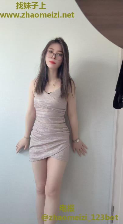 铁西眼镜少妇