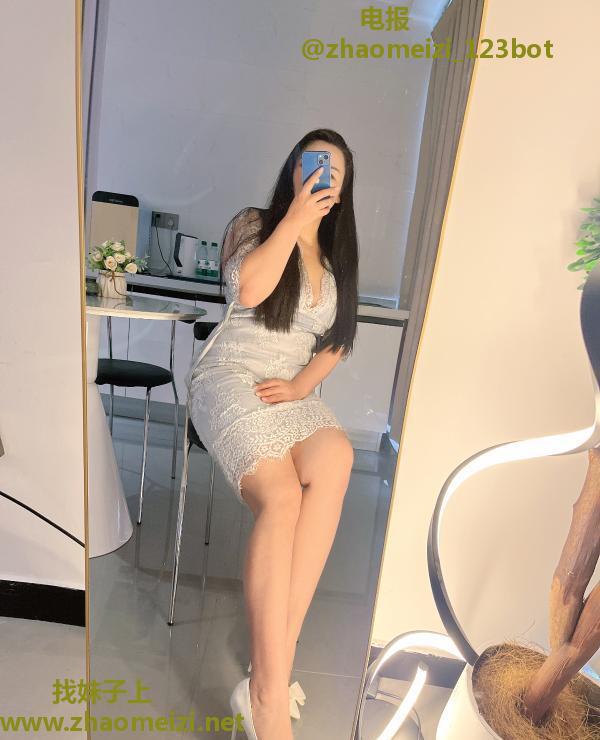 少妇小姐姐