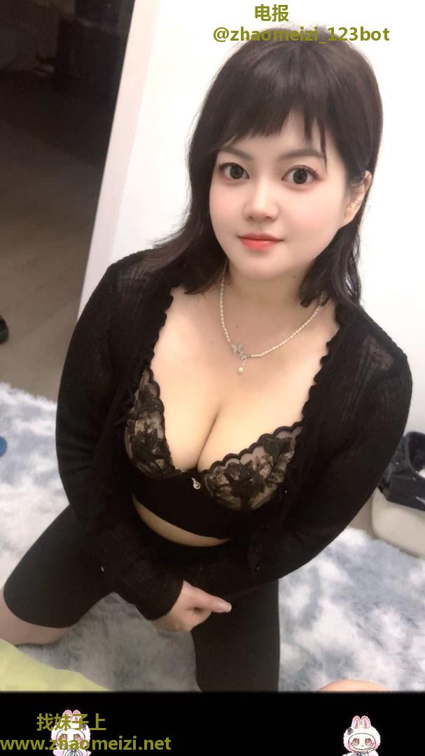 浦东肥美鲍鱼小姐姐