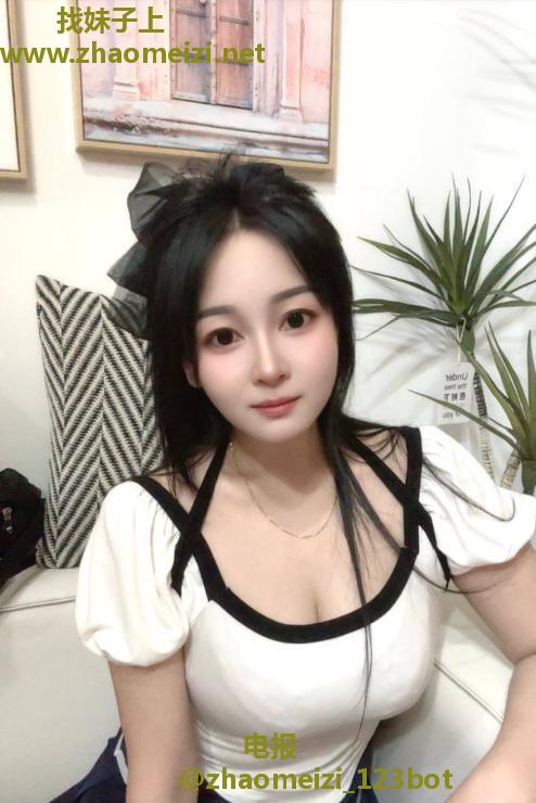 深喉B紧大波妹