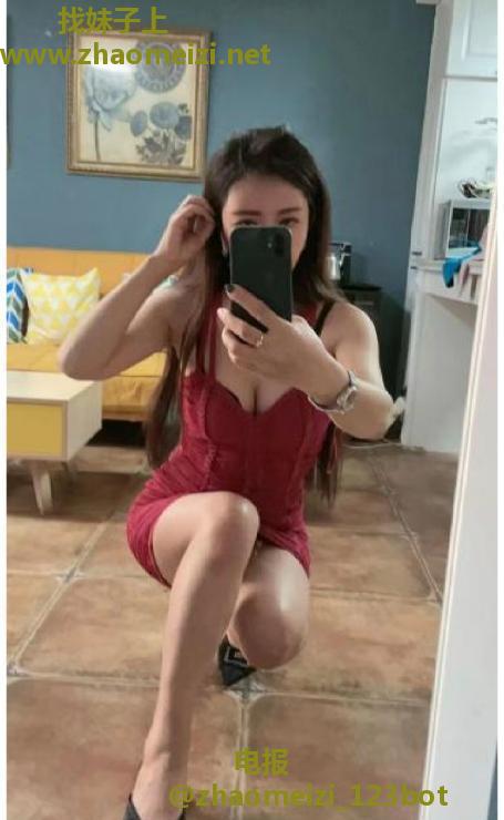 性感爆乳辣妹