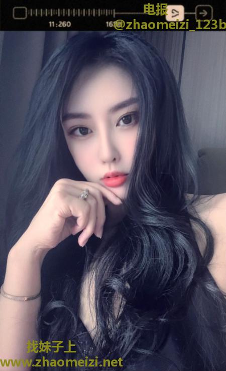 美艳长腿少妇