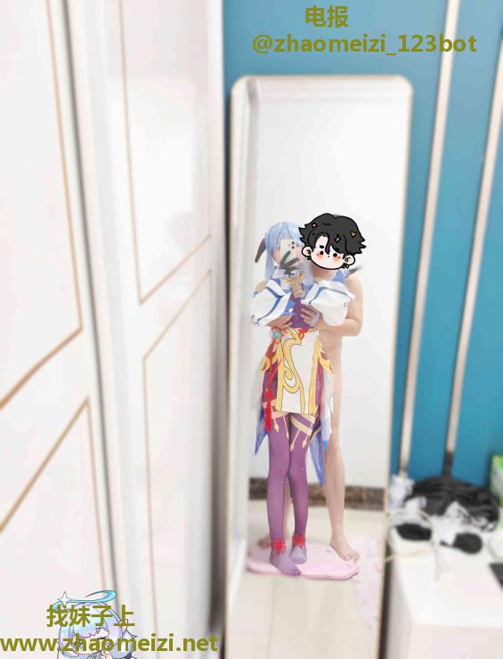 萝莉cos二次元
