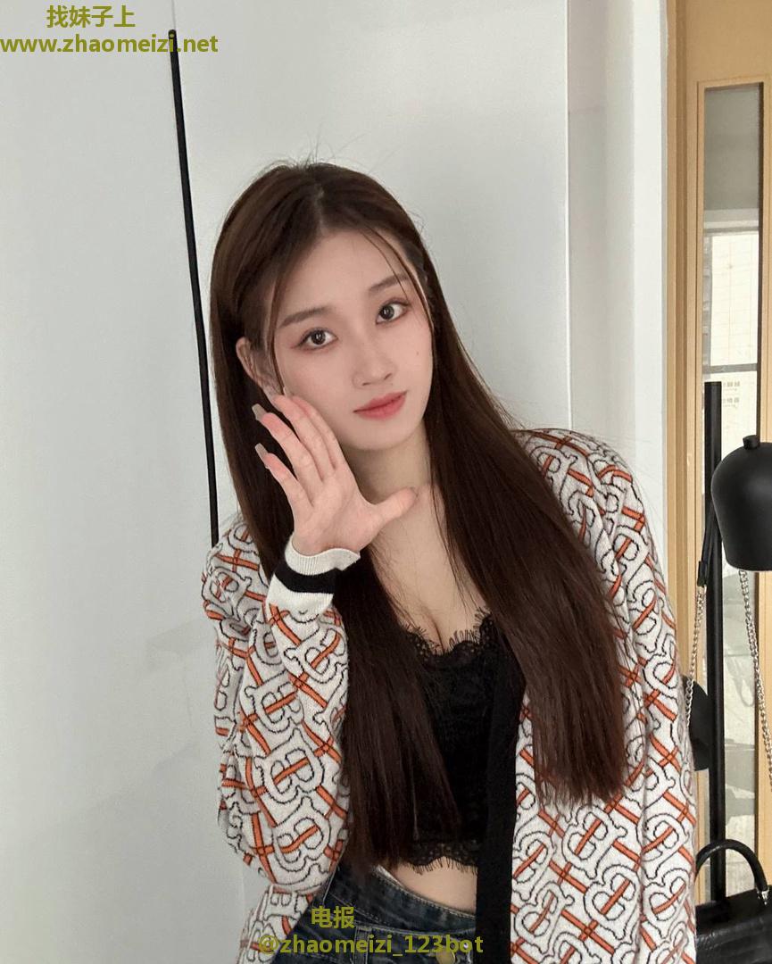 极品微胖巨乳00后