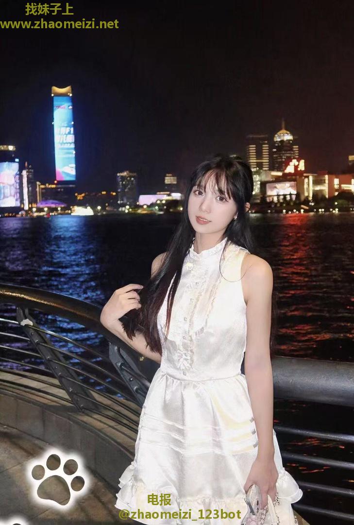 闵行小薇善解人意，