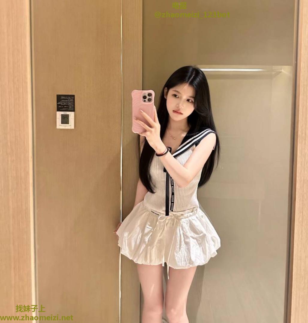 新人兼职大胸妹