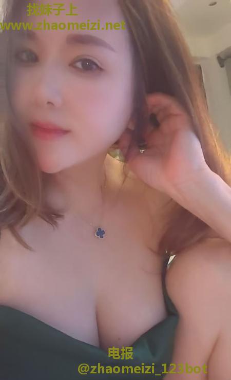三林大奶骚妇