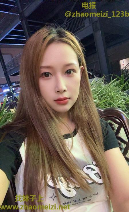 禅城性感美女