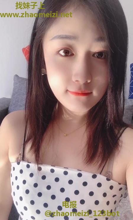 女友感萌萌老师