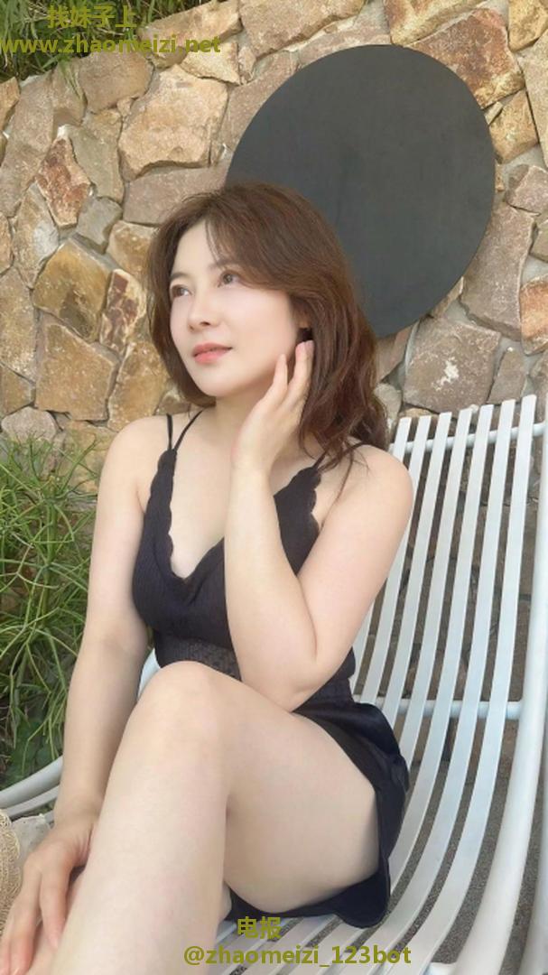 榨汁骚女小渔儿