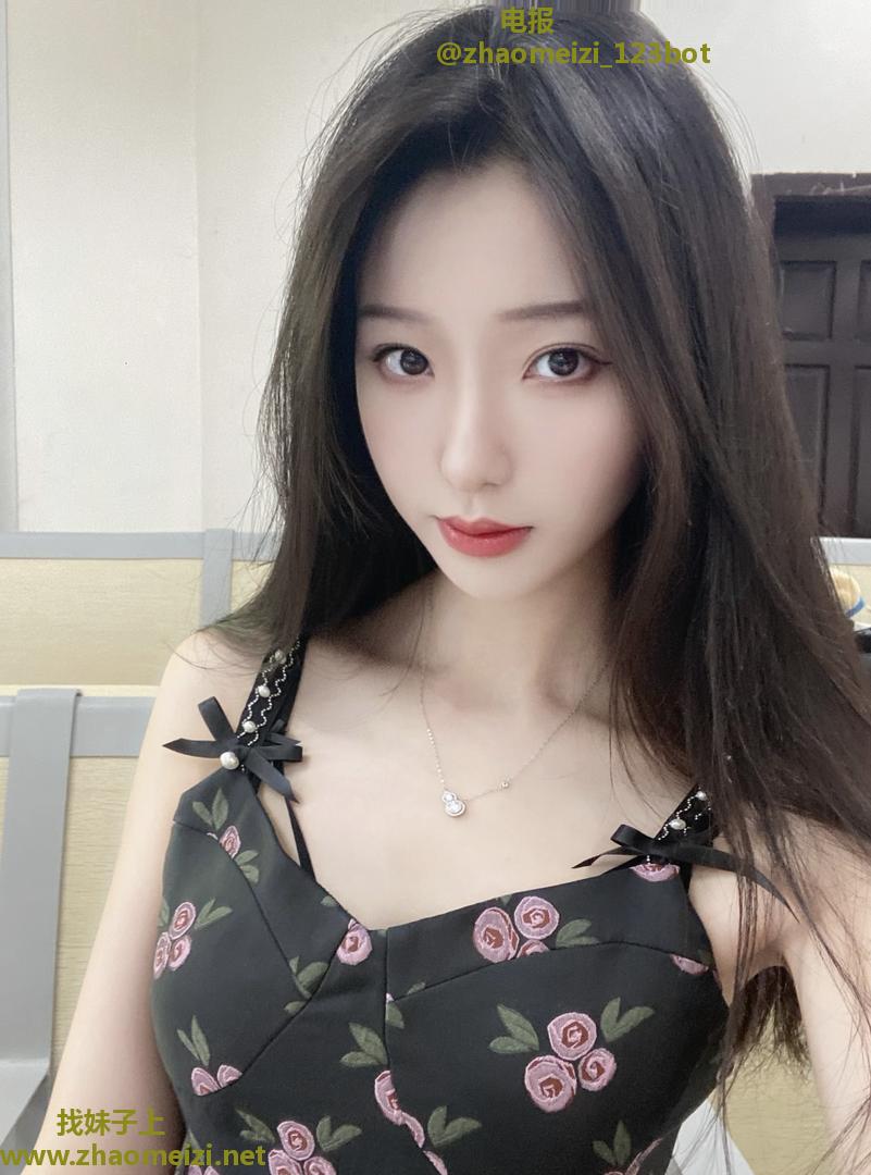 上海女大水嫩多汁自己兼职