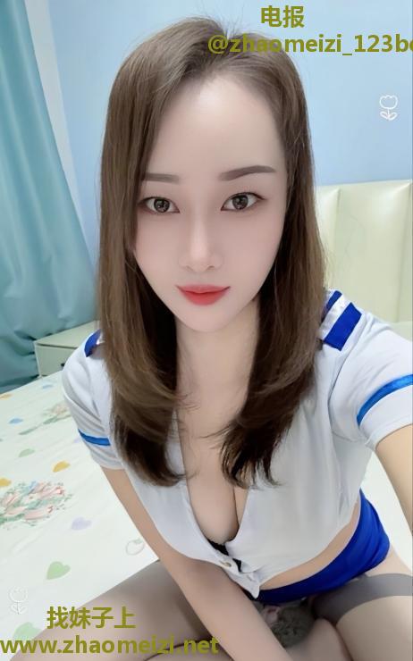 sm制服调教小骚妇
