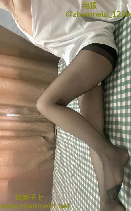 宝藏花式小姐姐