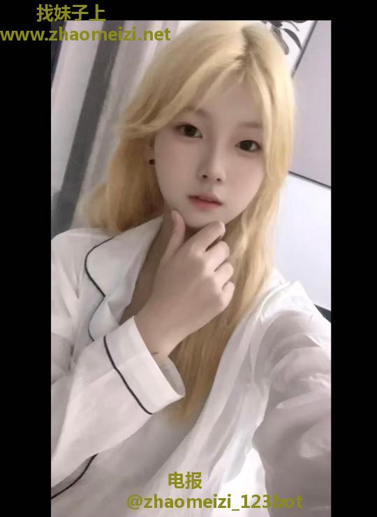 颜值在线三点粉两嫩妹