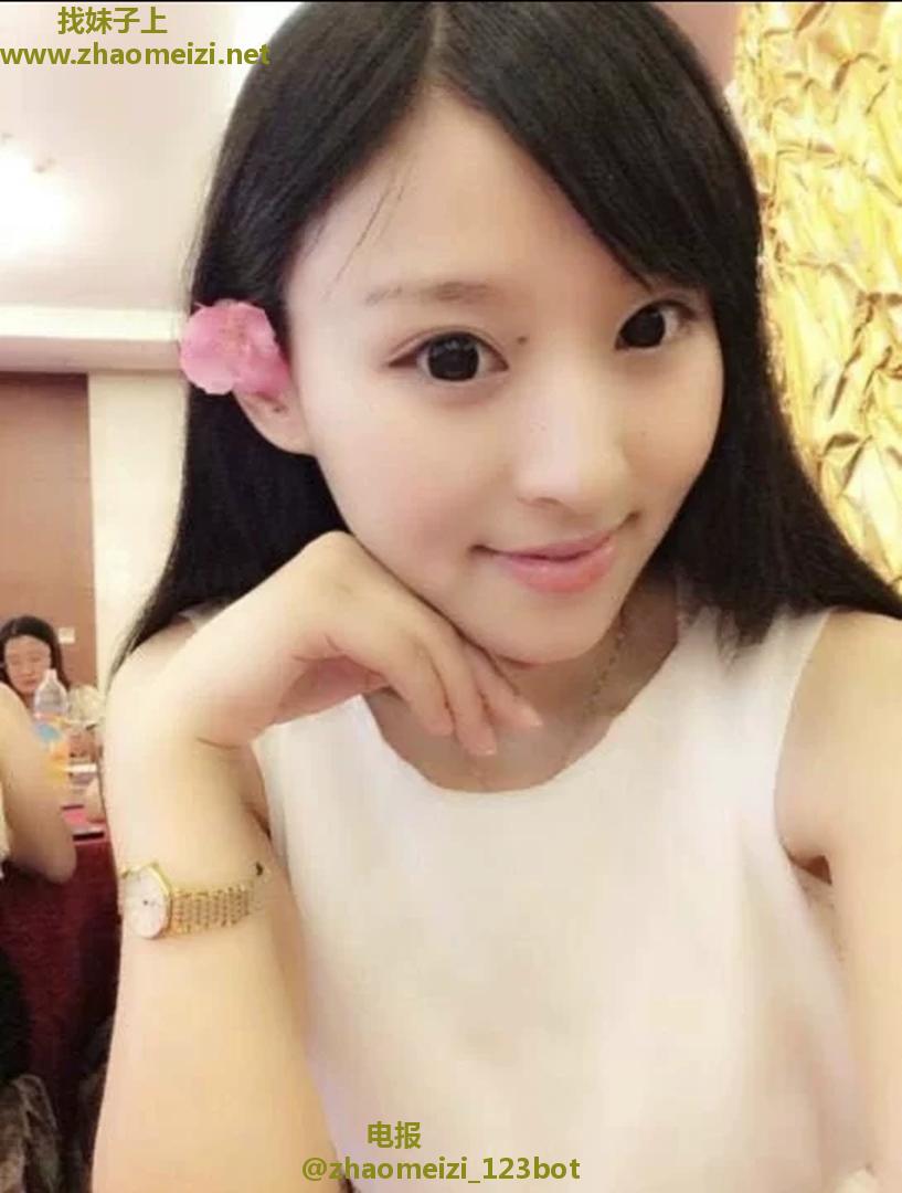 大二兼职混血甜甜圈