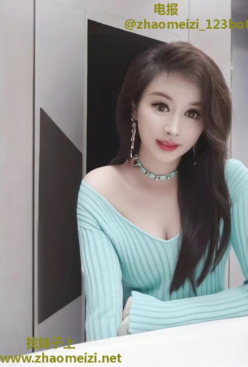 气质美女安妮娜