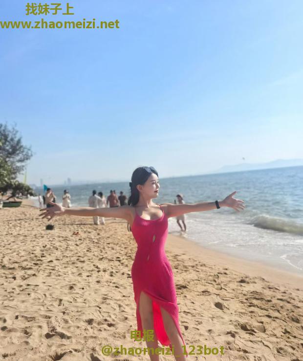 全套舌吻御姐蕾蕾